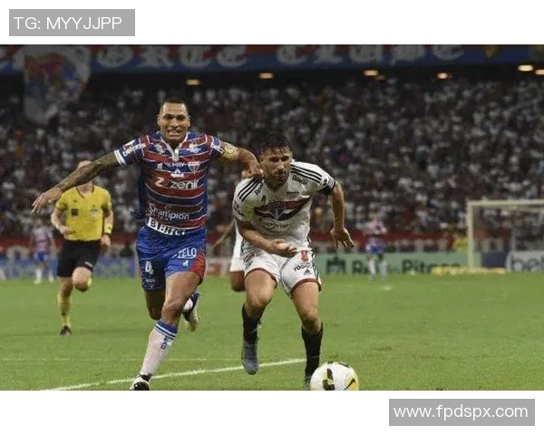 博卡青年迎战拉普大学争夺南美足球赛场的荣耀与胜利 博卡青年迎战拉普大学争夺南美足球赛场的荣耀与胜利