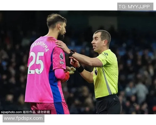 曼城与热刺激战正酣双方进球精彩纷呈引发球迷热议