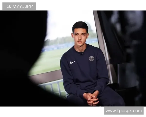 科斯塔的足球之路:从青训到世界舞台的辉煌历程与成长故事 科斯塔的足球之路:从青训到世界舞台的辉煌历程与成长故事